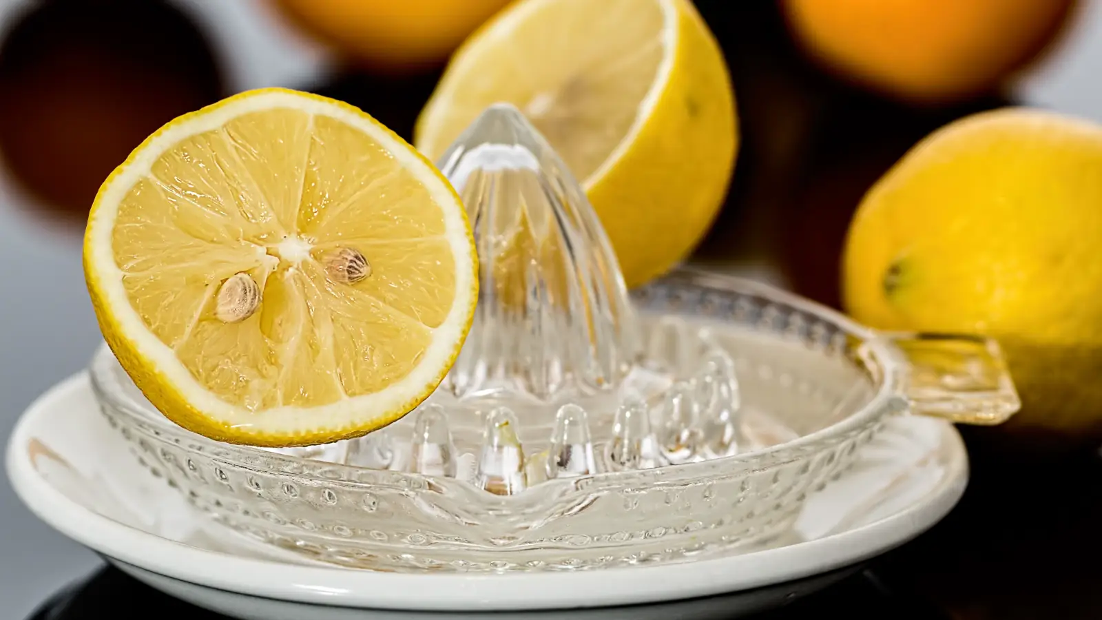 Can Lemon Juice Really Replace Hydroquinone Cream?