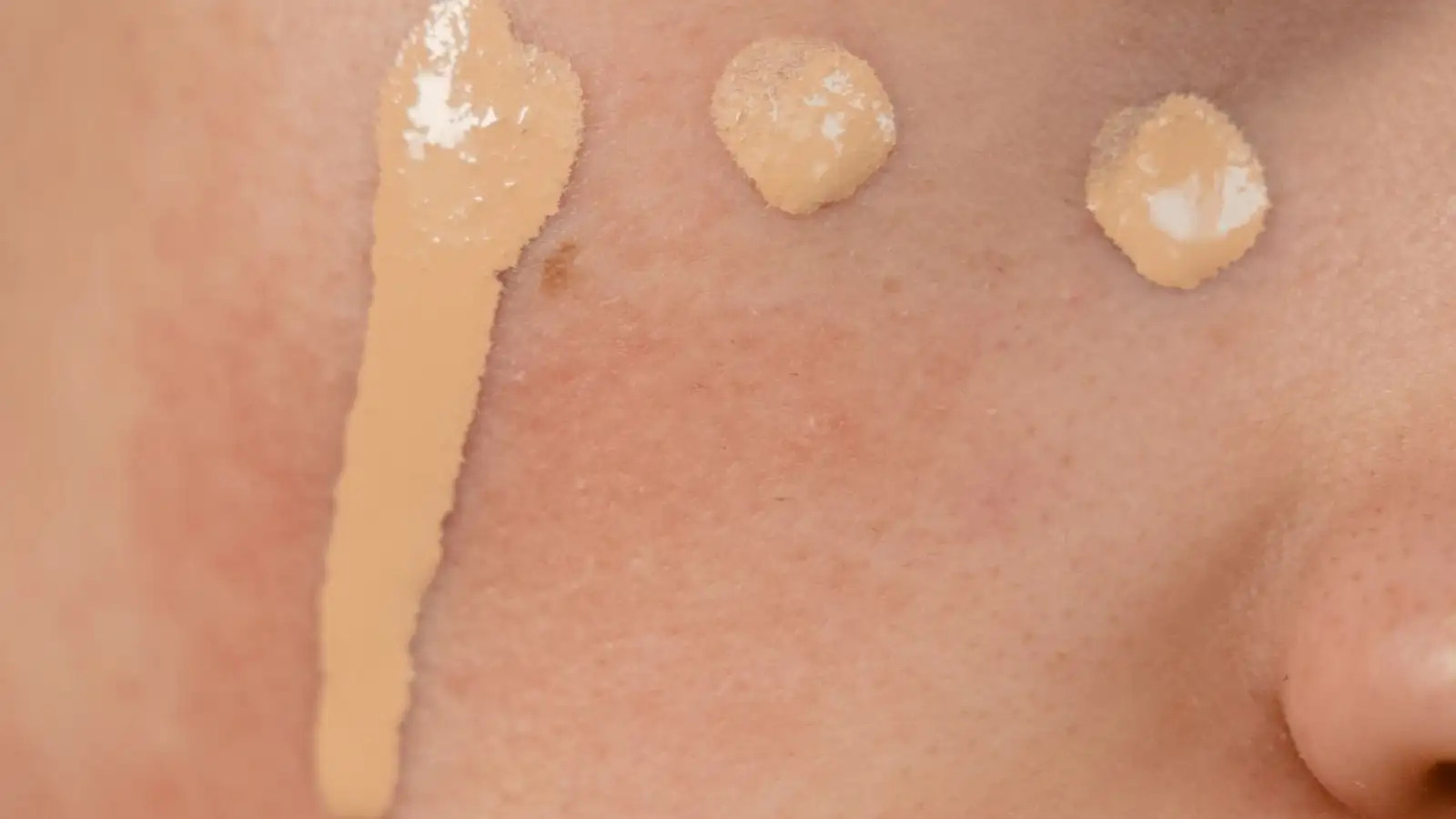 Which Foundation Formula Sits Best on Textured Skin?