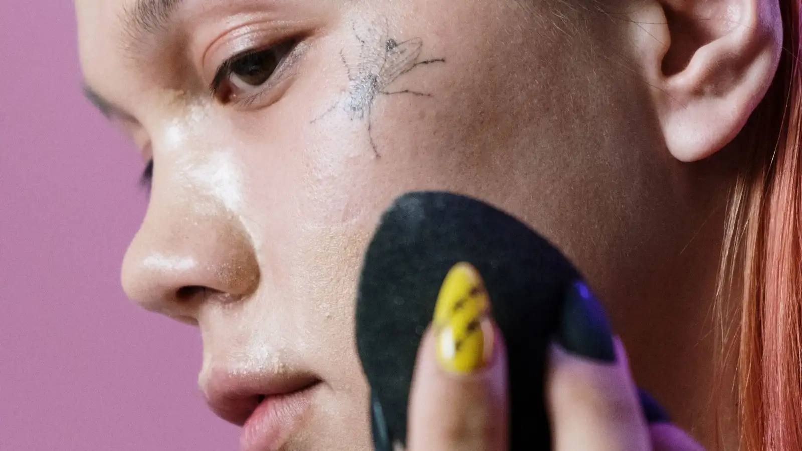 Foundation Settles Into Pores Because of Application Order