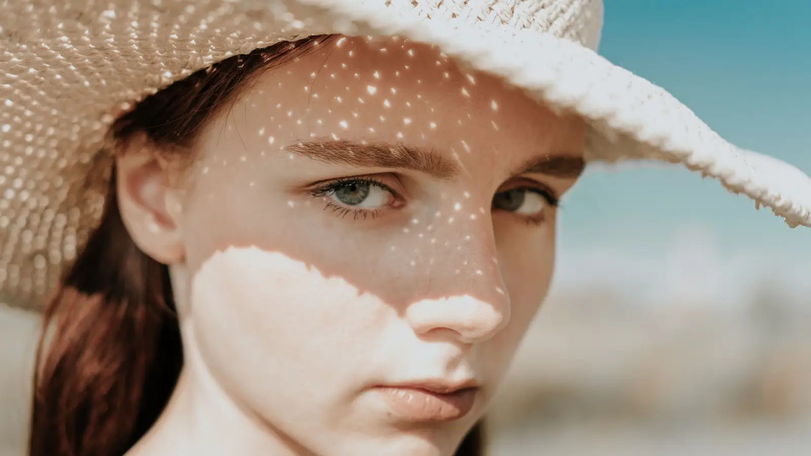 Reapply Sunscreen Over Makeup Without the Mess or Breakouts